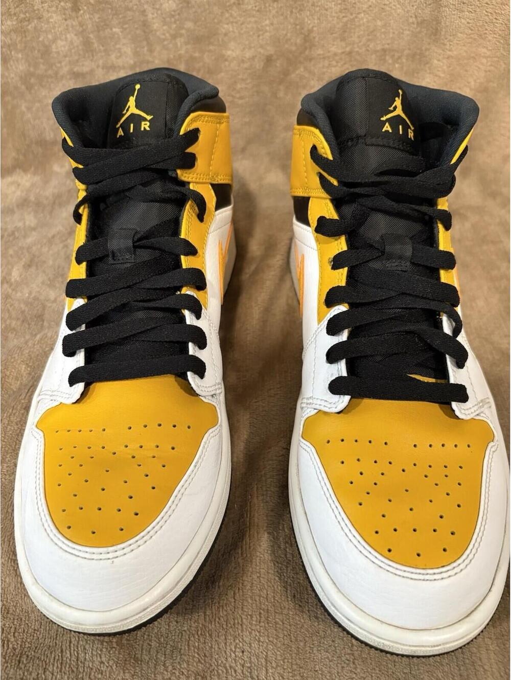 Nike Air Jordan 1 Mid University Gold  554724-170 Men Sneakers Size 9.5